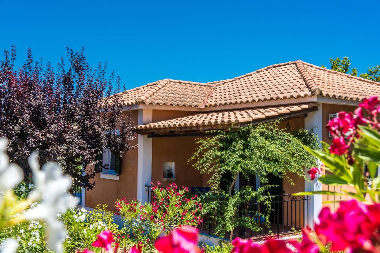 Nemorosa Holiday Houses Méson Yerakaríon Εξωτερικό φωτογραφία